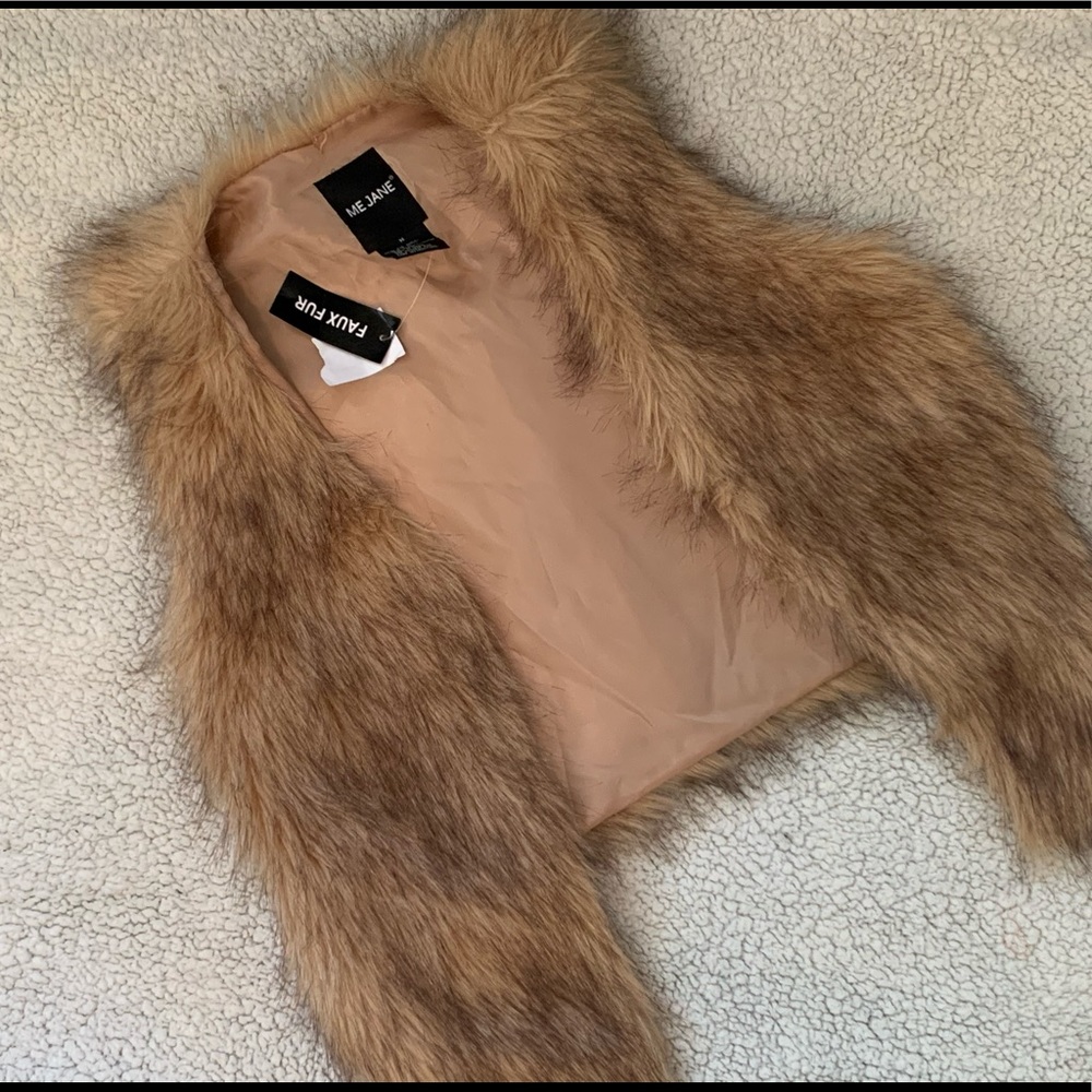 ME JANE : Faux Fur Vest